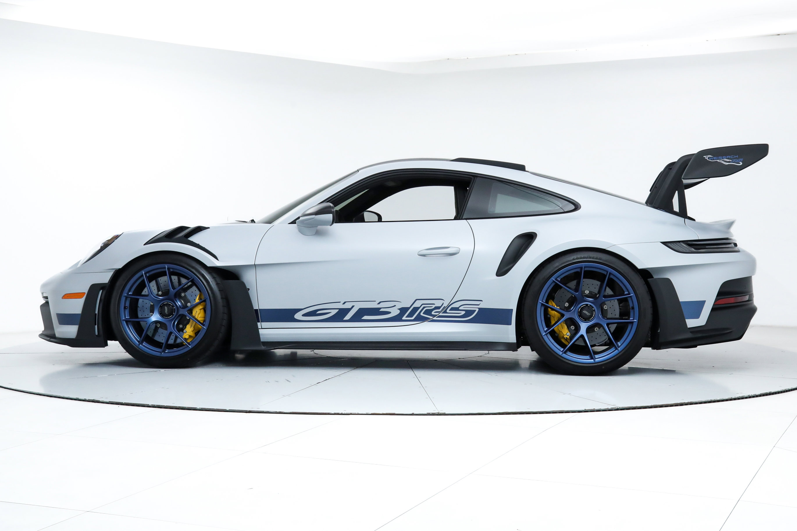 Used 2025 Porsche 911 GT3 RS image 2