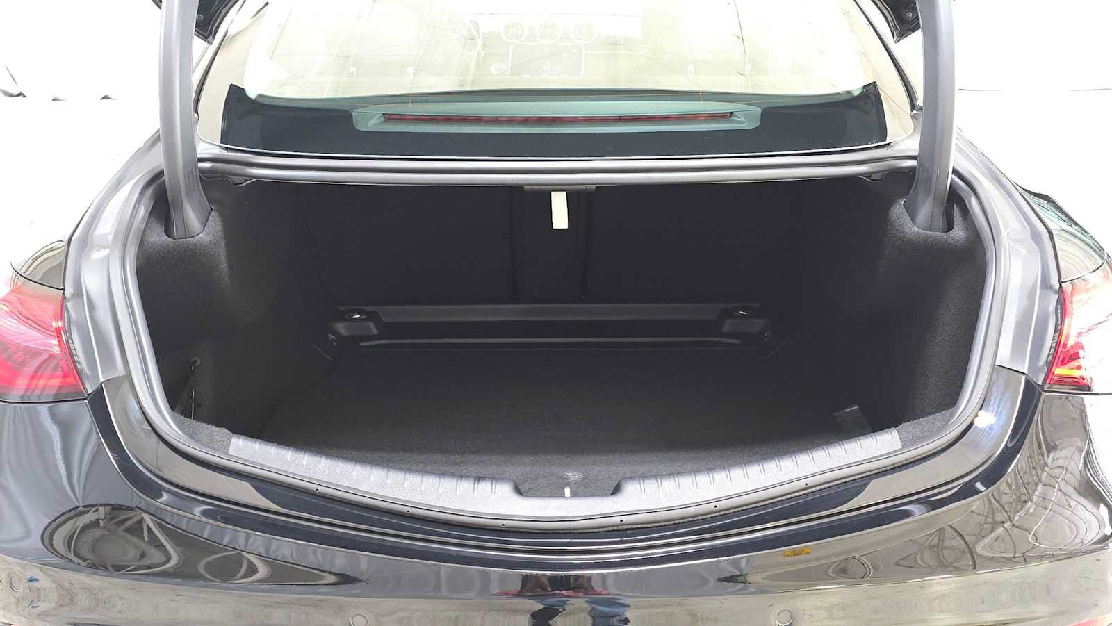 Certified 2026 Mercedes-Benz CLE 300 4MATIC Coupe image 16