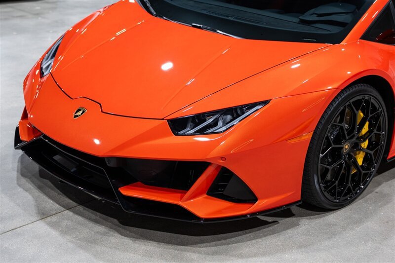 Used 2021 Lamborghini Huracan EVO AWD/4WD image 11