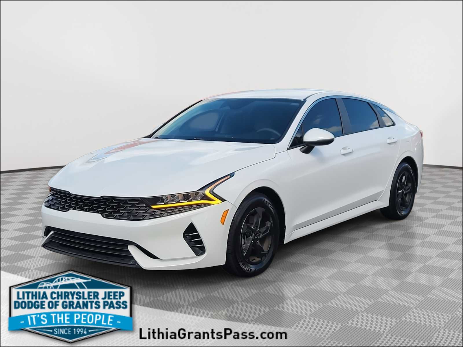 Used 2021 Kia K5 LXS image 1