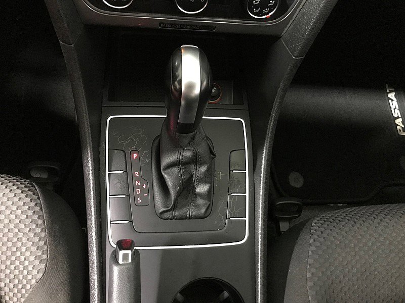 Used 2015 Volkswagen Passat 1.8T Limited Edition image 27