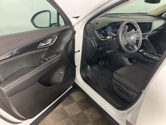 Used 2022 Buick Envision Preferred image 9