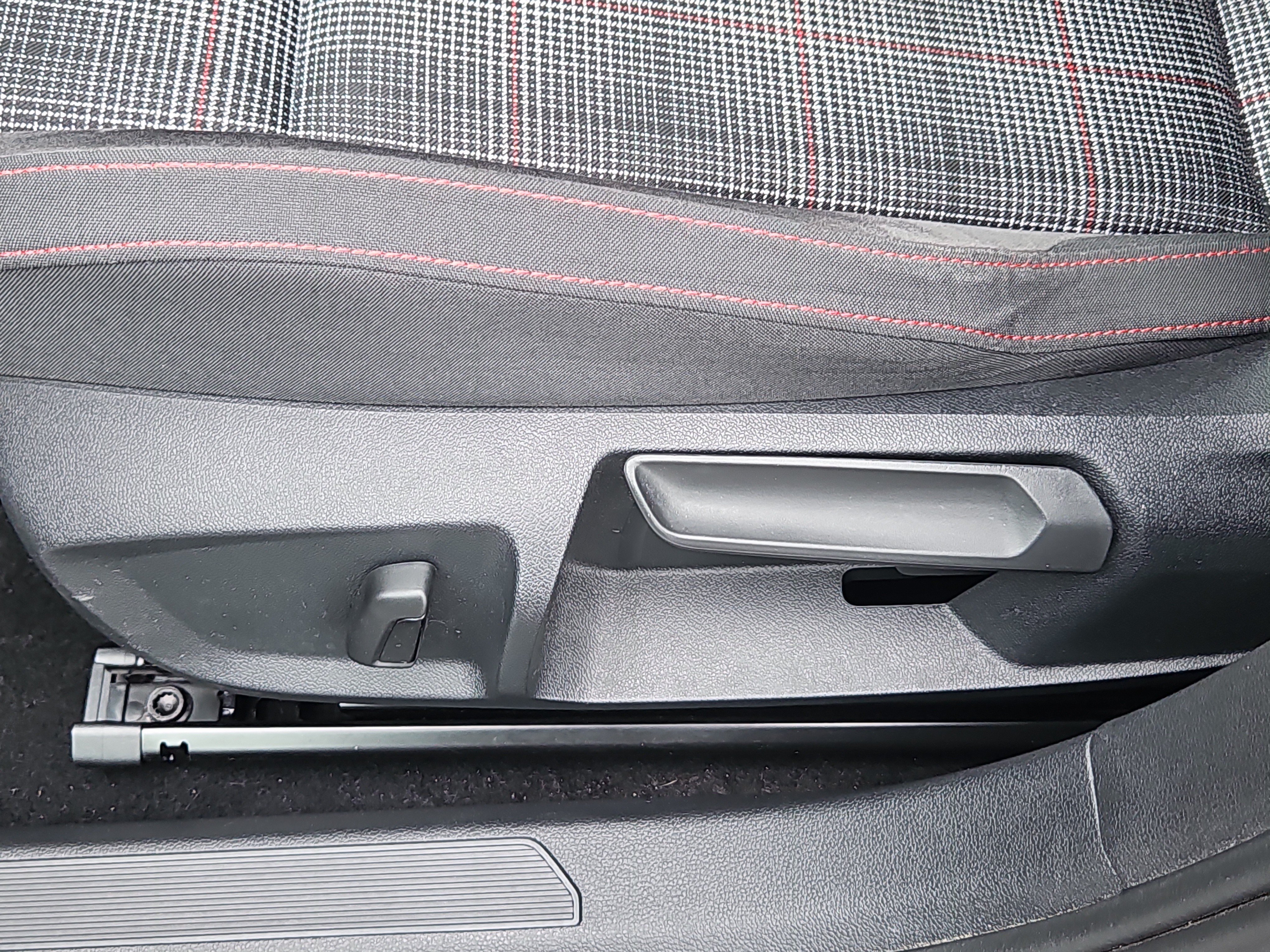 Certified 2023 Volkswagen GTI S FWD image 16