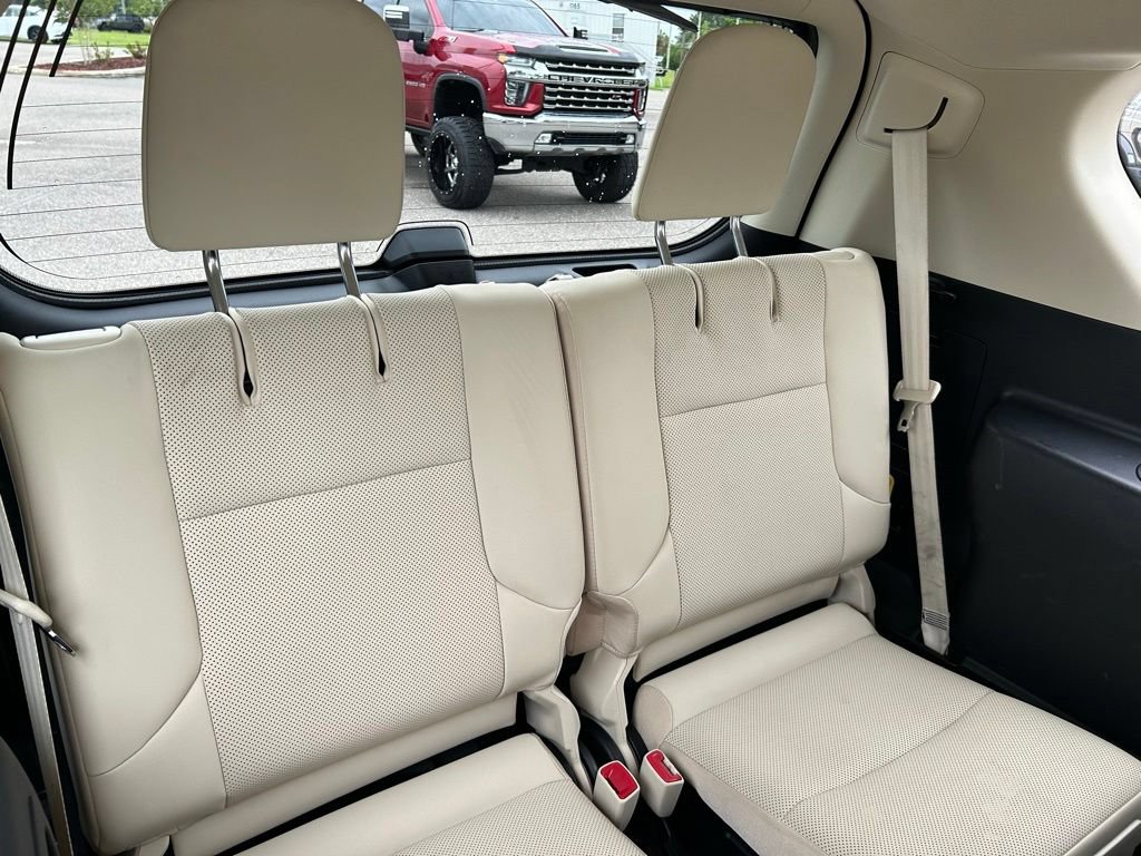 Used 2022 Lexus GX 460 Premium w/ Premium Package AWD/4WD image 46