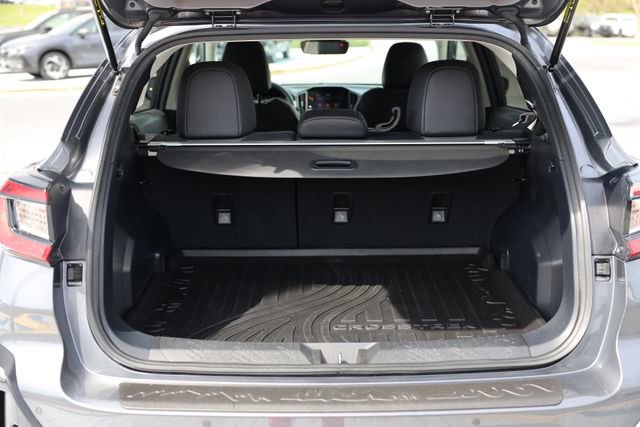 Certified 2024 Subaru Crosstrek 2.5i Limited w/ Crosstrek Mirror Package image 10