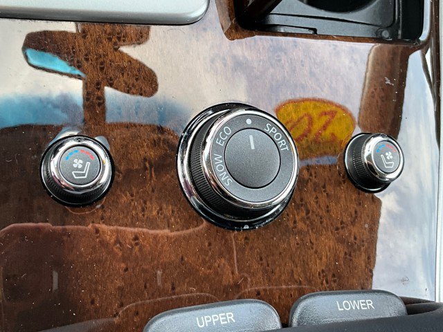 Used 2016 INFINITI QX60 Luxe w/ Deluxe Technology Package image 24