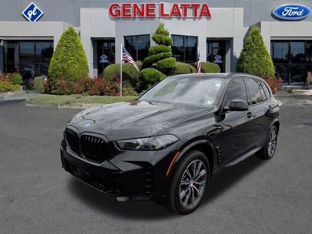 Used 2026 BMW X5 xDrive40i AWD/4WD image 3