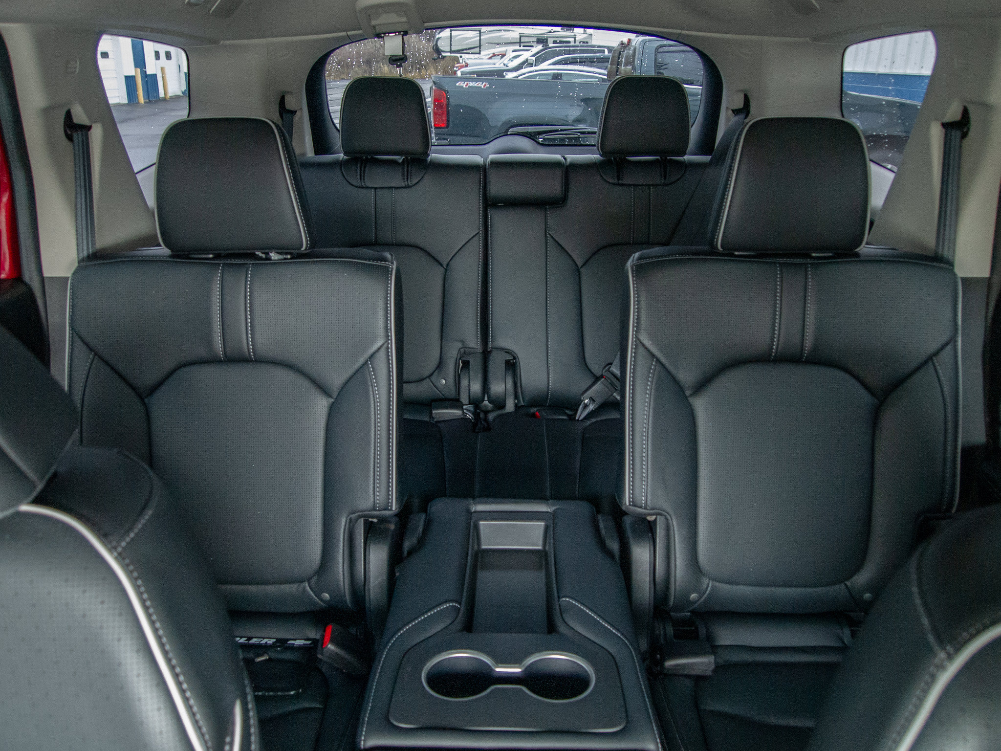 Used 2025 Honda Pilot Elite image 26