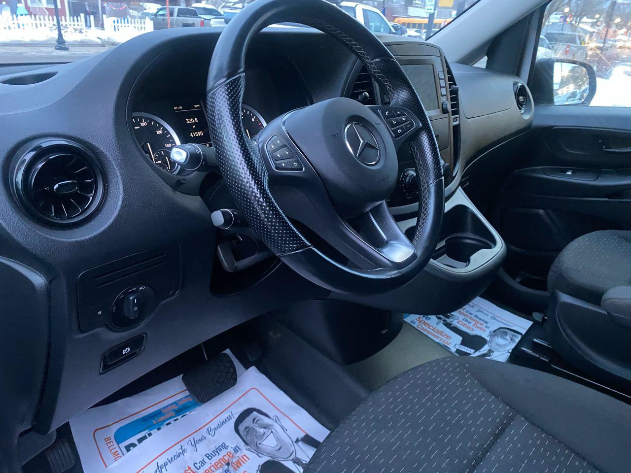 Used 2021 Mercedes-Benz Metris image 33