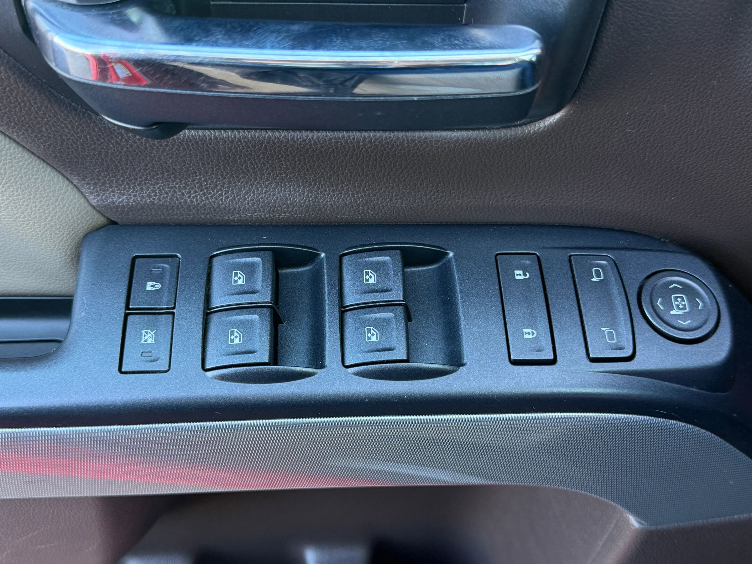 Used 2016 Chevrolet Silverado 1500 LT w/ All Star Edition image 20