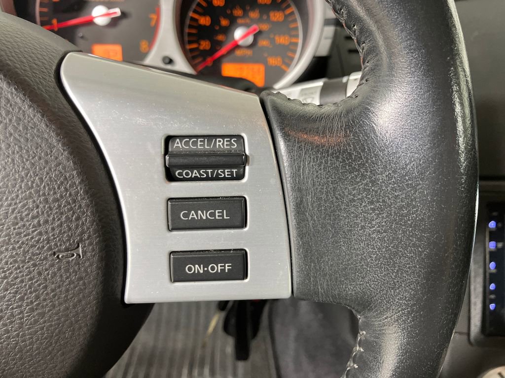 Used 2006 Nissan 350Z Enthusiast w/ (S02) Side Air Bags Pkg RWD image 23