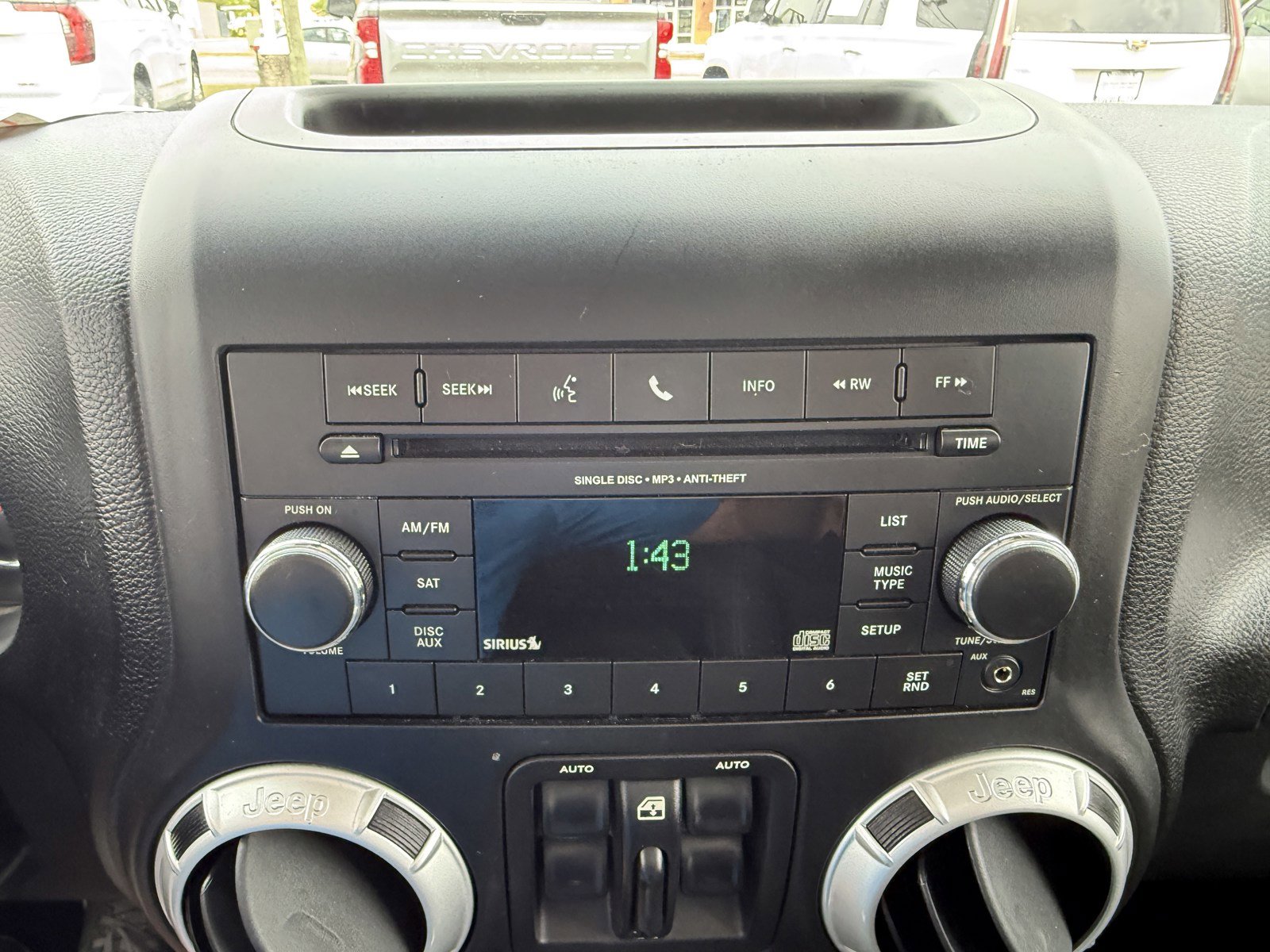 Used 2014 Jeep Wrangler Unlimited Sahara w/ Connectivity Group image 19