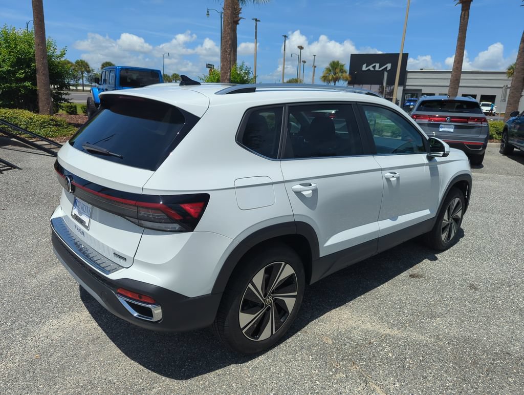 New 2026 Volkswagen Taos SE AWD/4WD image 6