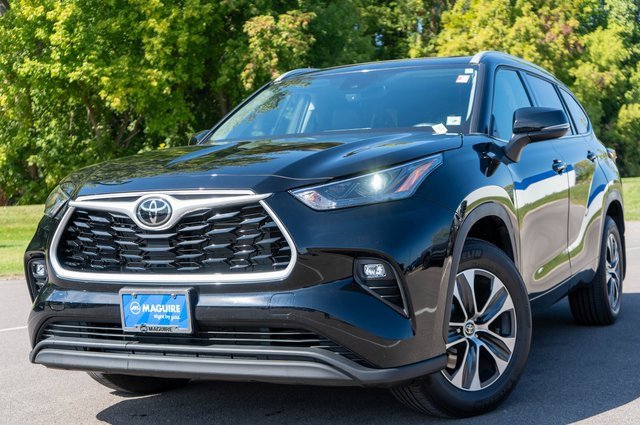 Used 2022 Toyota Highlander XLE