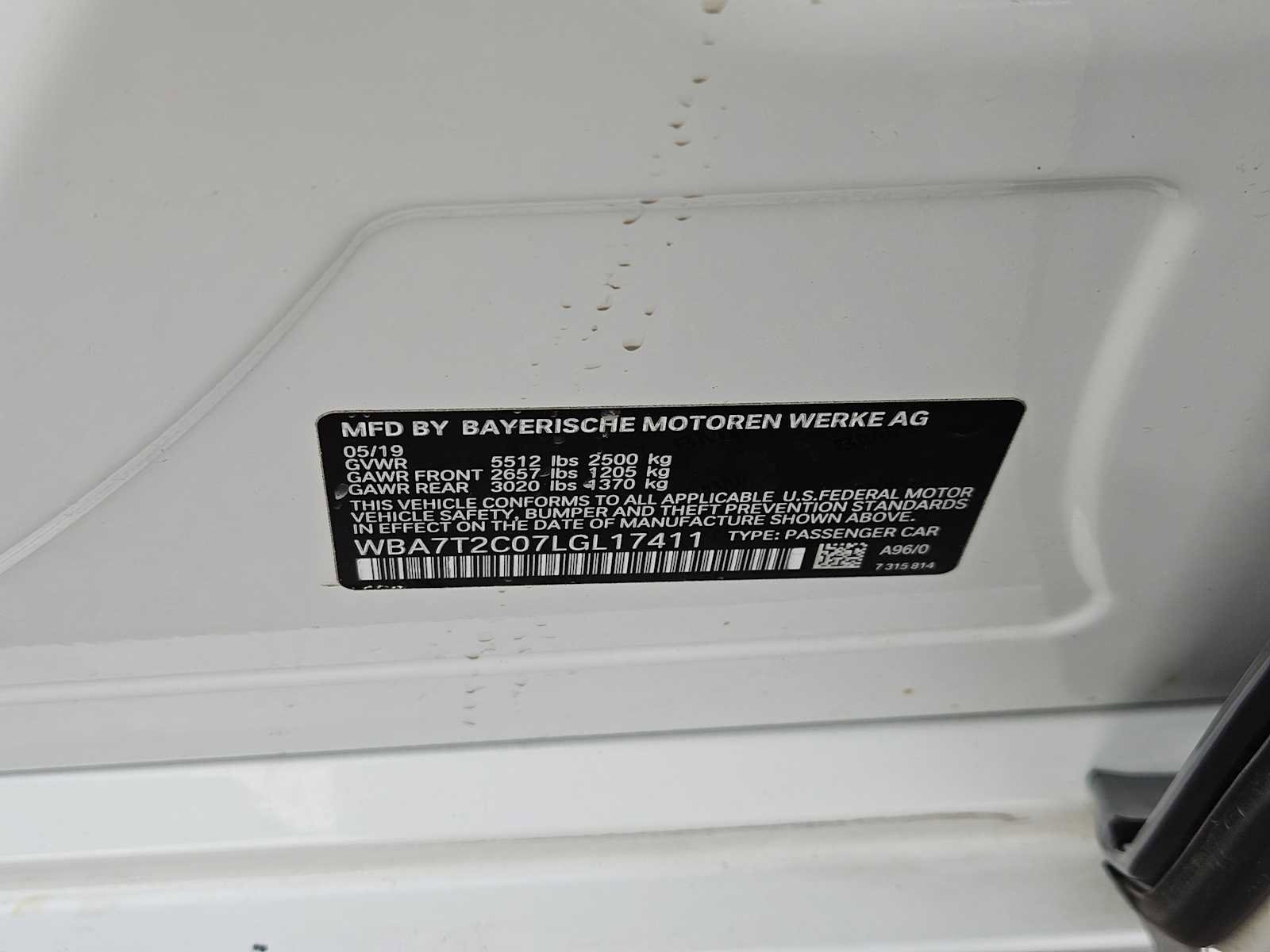 Used 2020 BMW 740i w/ Premium Package image 31