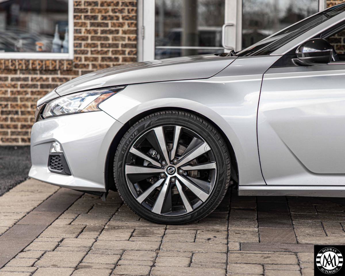 Used 2020 Nissan Altima 2.5 SR FWD image 5