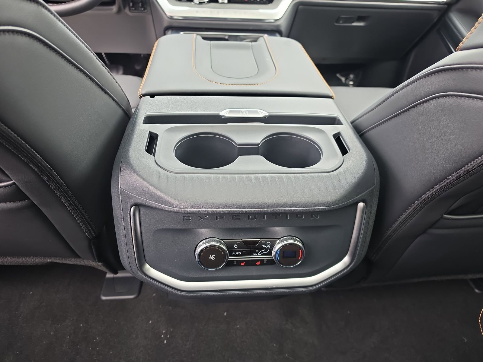 New 2026 Ford Expedition Tremor image 14