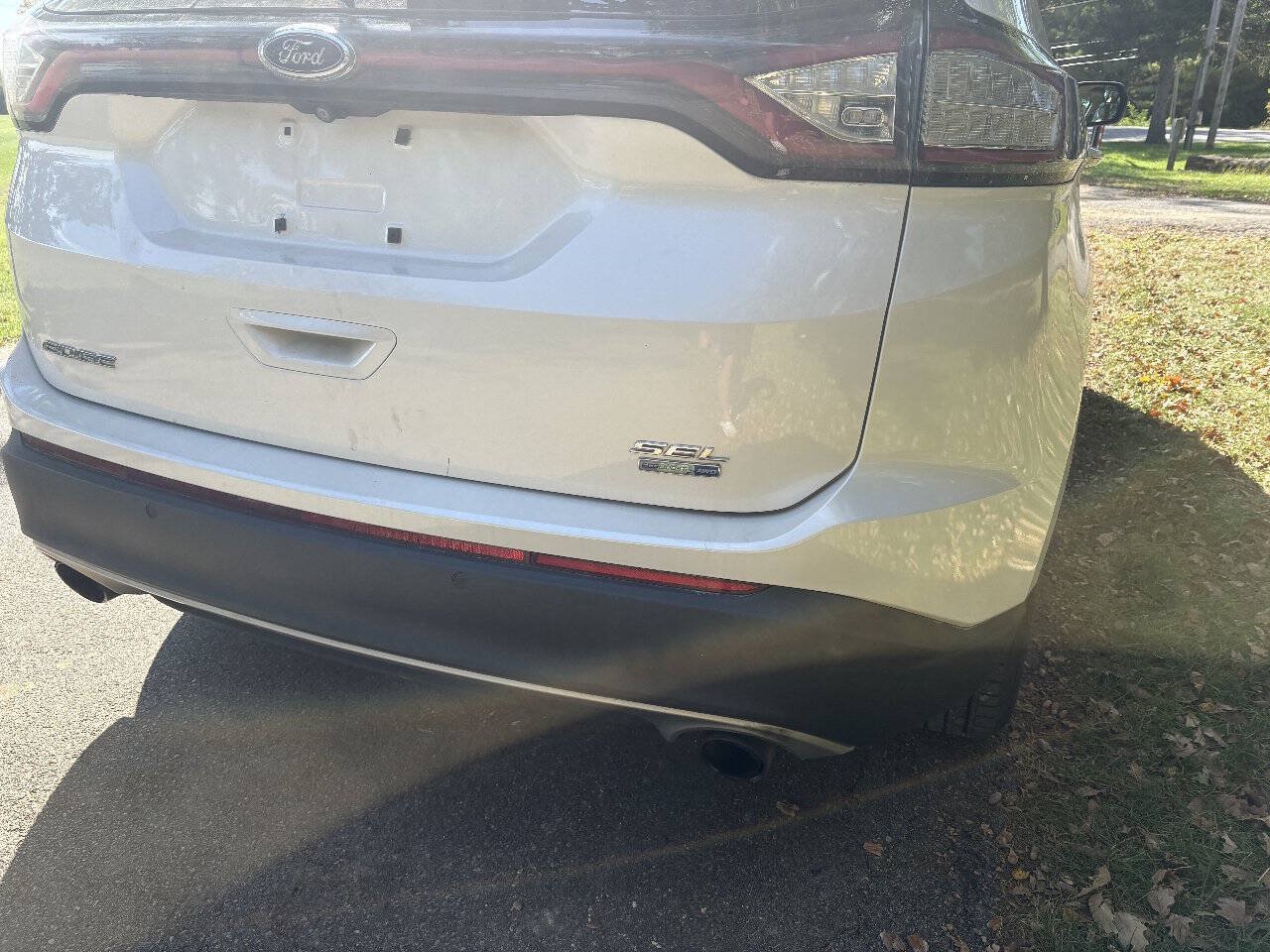 Used 2015 Ford Edge SEL w/ Equipment Group 201A AWD/4WD image 11