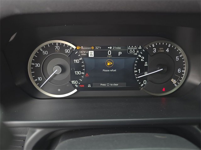 Used 2023 Land Rover Defender 110 SE image 18