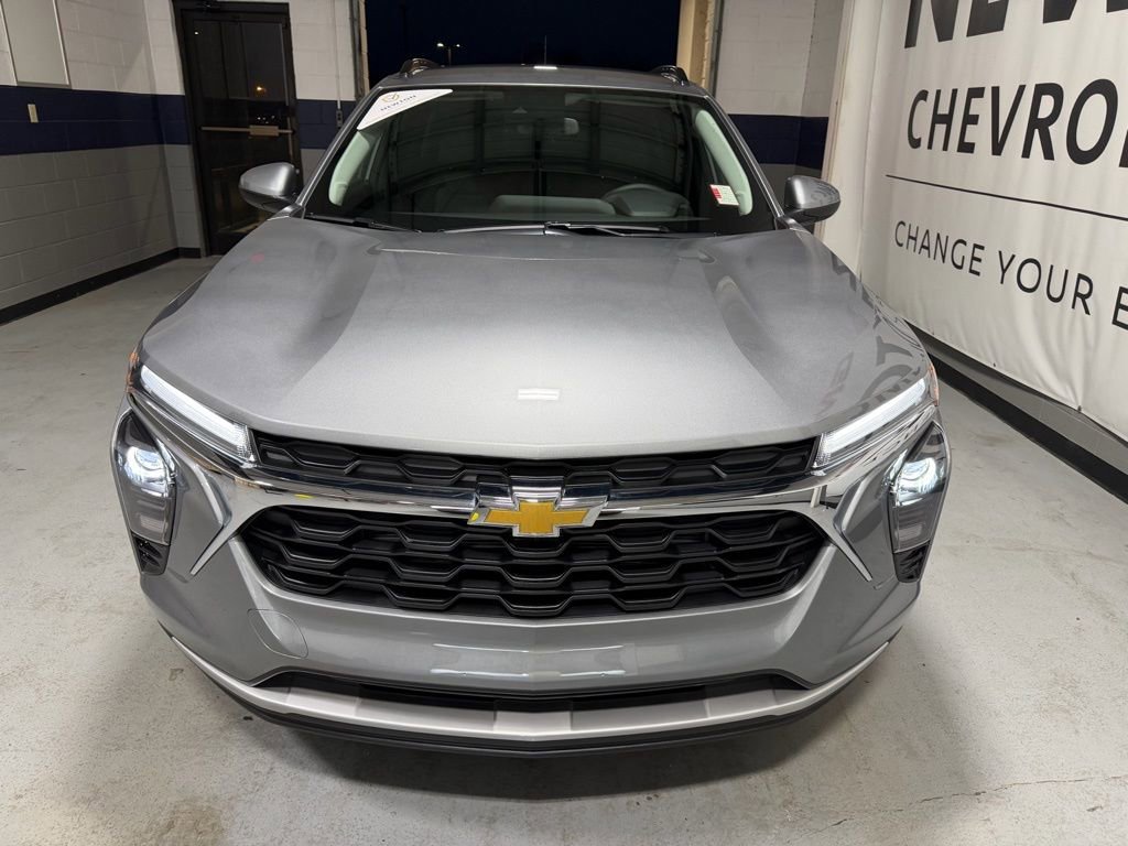 New 2026 Chevrolet Trax LT w/ Driver Confidence Package image 36
