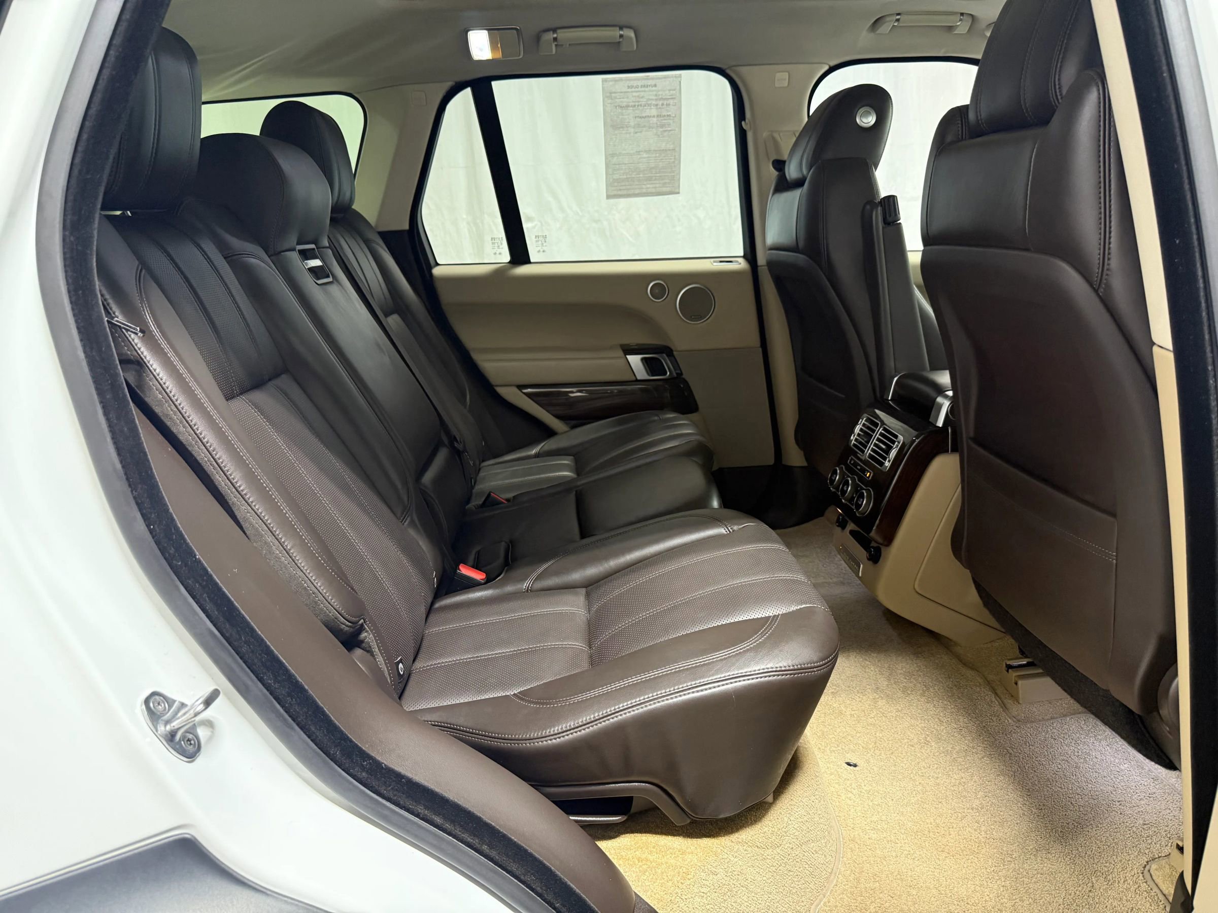 Used 2014 Land Rover Range Rover Supercharged image 30