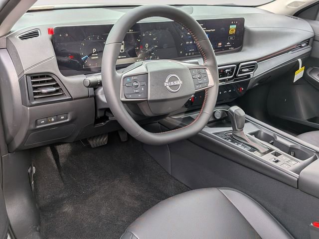 New 2026 Nissan Sentra SR w/ SR Premium Package FWD image 10