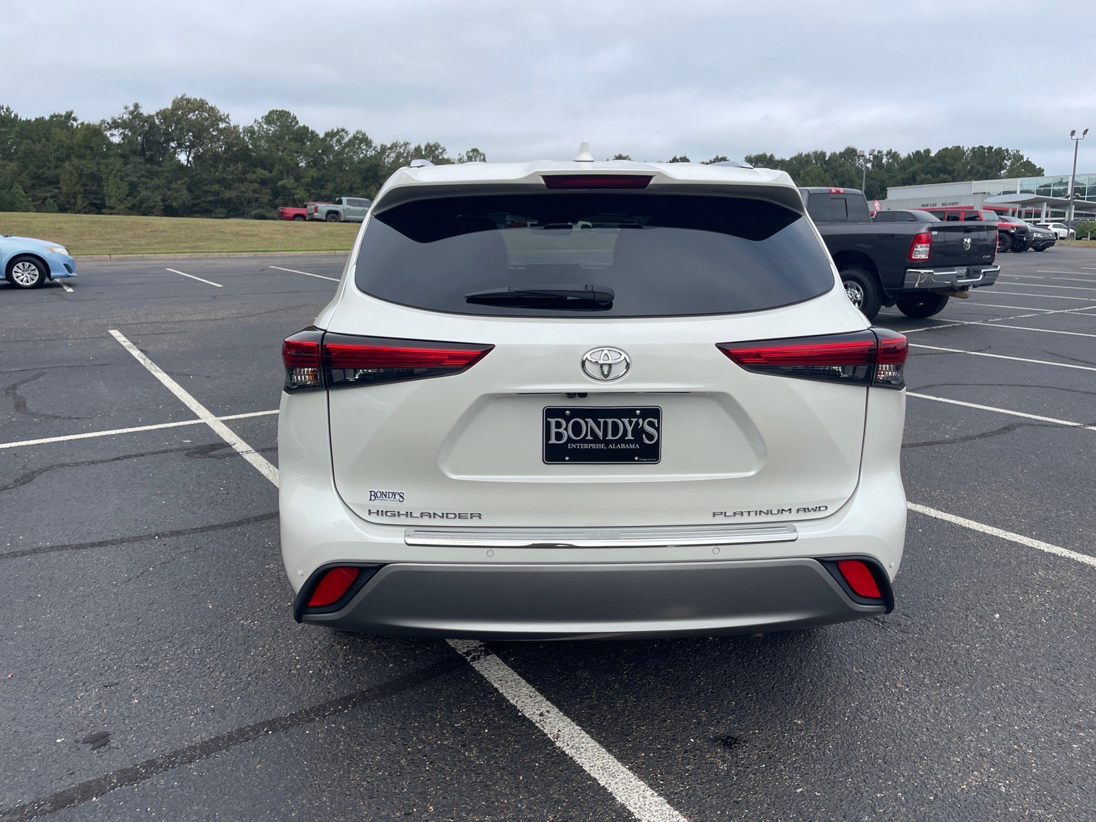 Used 2021 Toyota Highlander Platinum AWD/4WD image 15