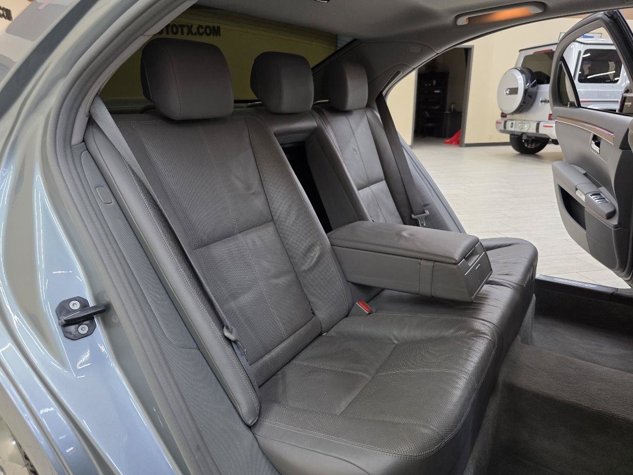 Used 2008 Mercedes-Benz S 550 image 23