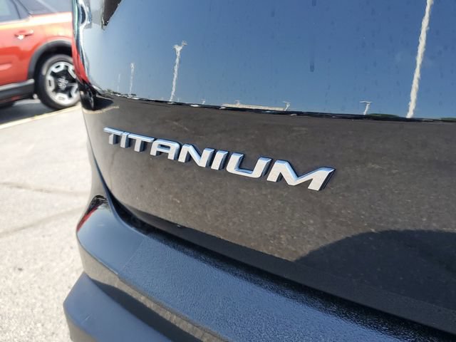 Used 2023 Ford Edge Titanium AWD/4WD image 31