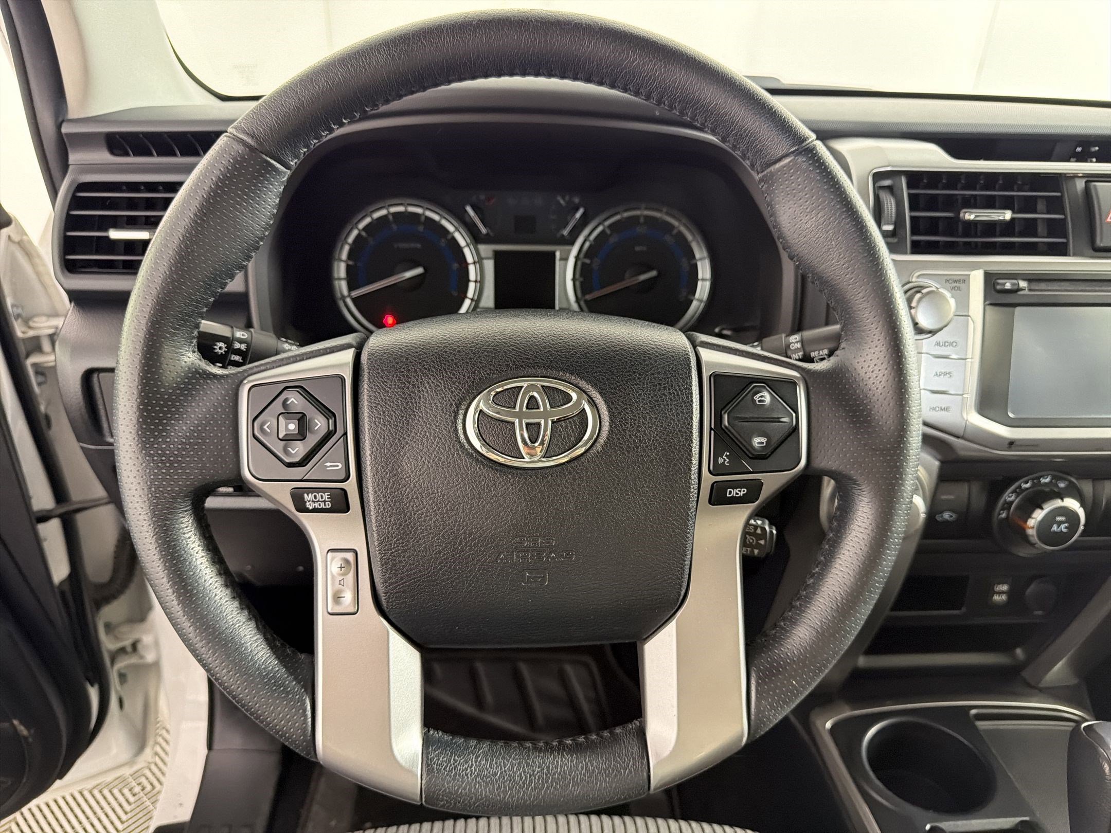 Used 2018 Toyota 4Runner SR5 image 17