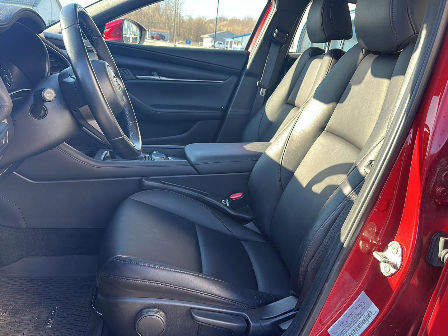 Used 2021 MAZDA MAZDA3 s image 9
