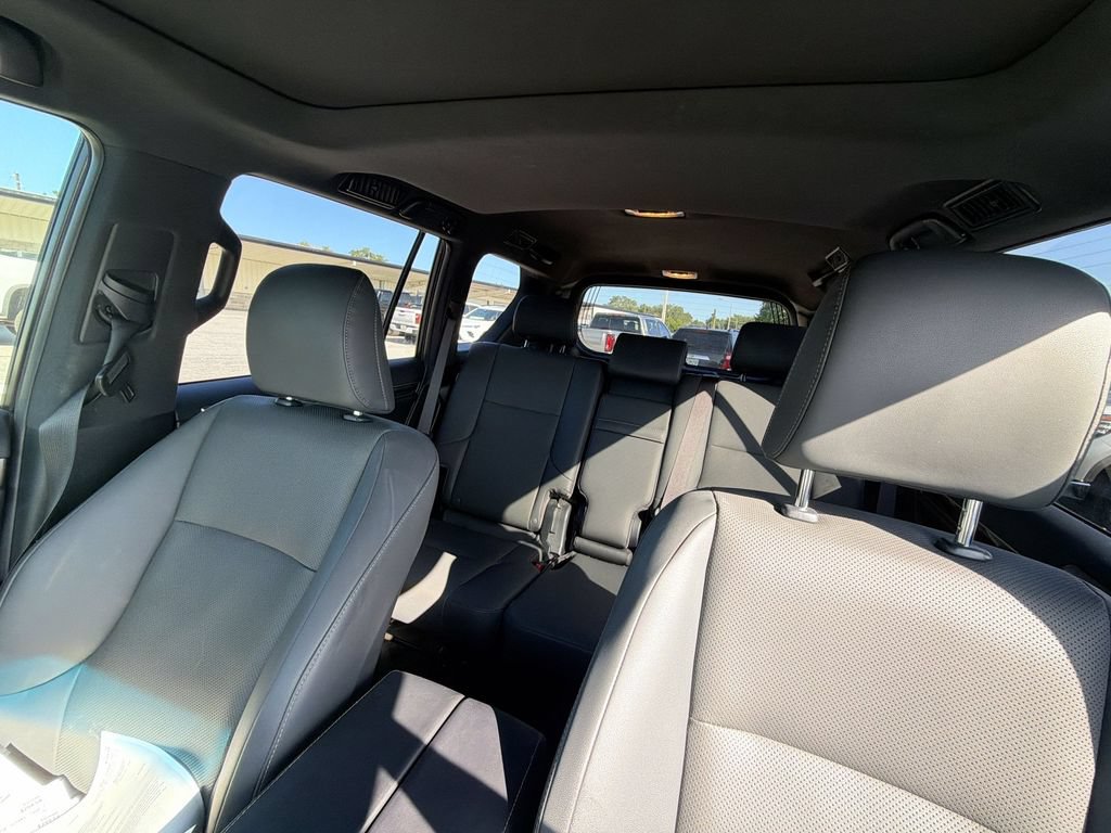 Used 2020 Lexus GX 460 Premium w/ Premium Package AWD/4WD image 16