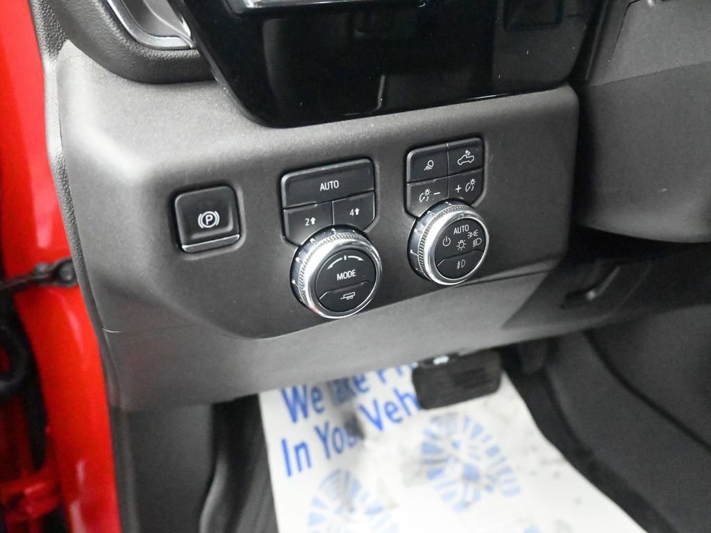 Used 2025 GMC Sierra 1500 Elevation w/ Elevation Premium Package image 27