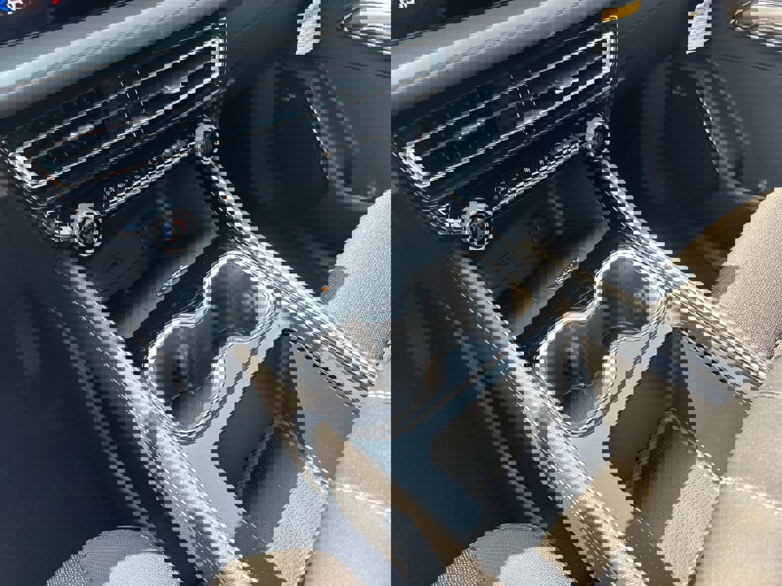 New 2025 Chevrolet Traverse LT w/ Enhanced Driving Package image 15