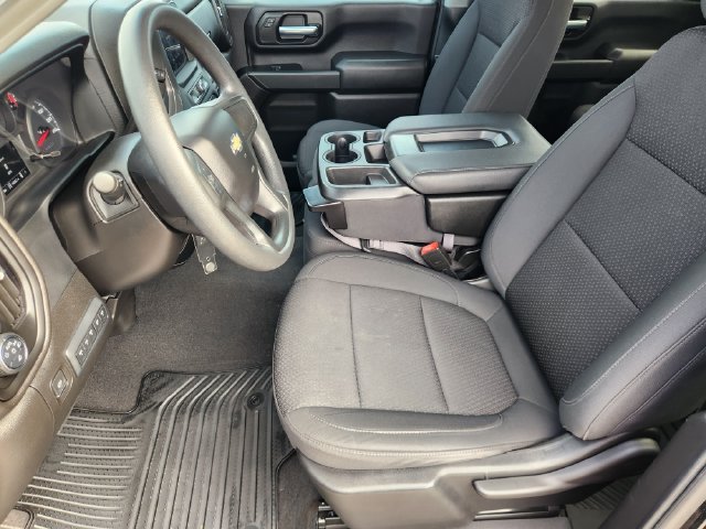 Used 2022 Chevrolet Silverado 2500 Custom w/ Custom Value Package AWD/4WD image 13