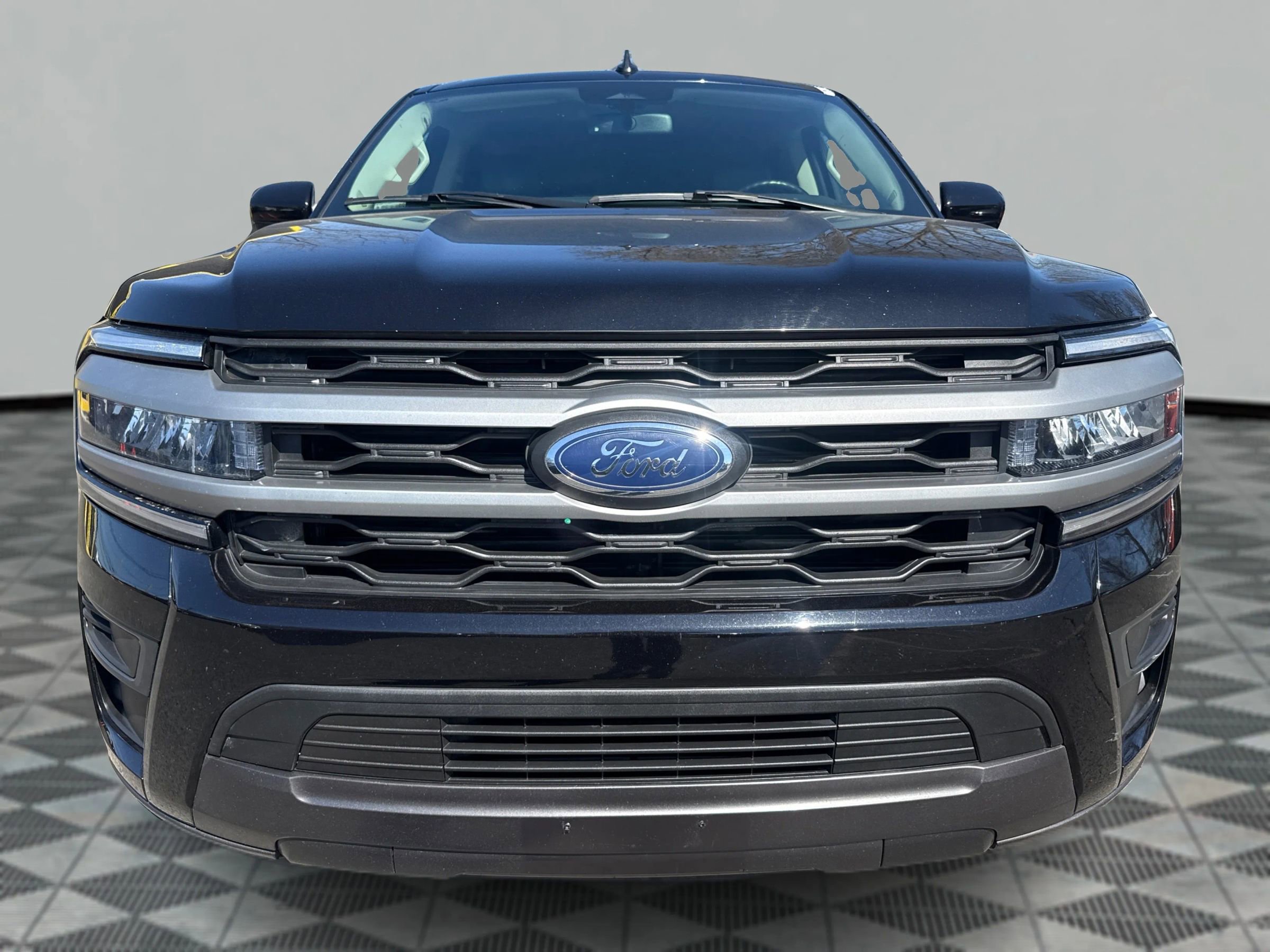 Used 2024 Ford Expedition Max XLT AWD/4WD image 20
