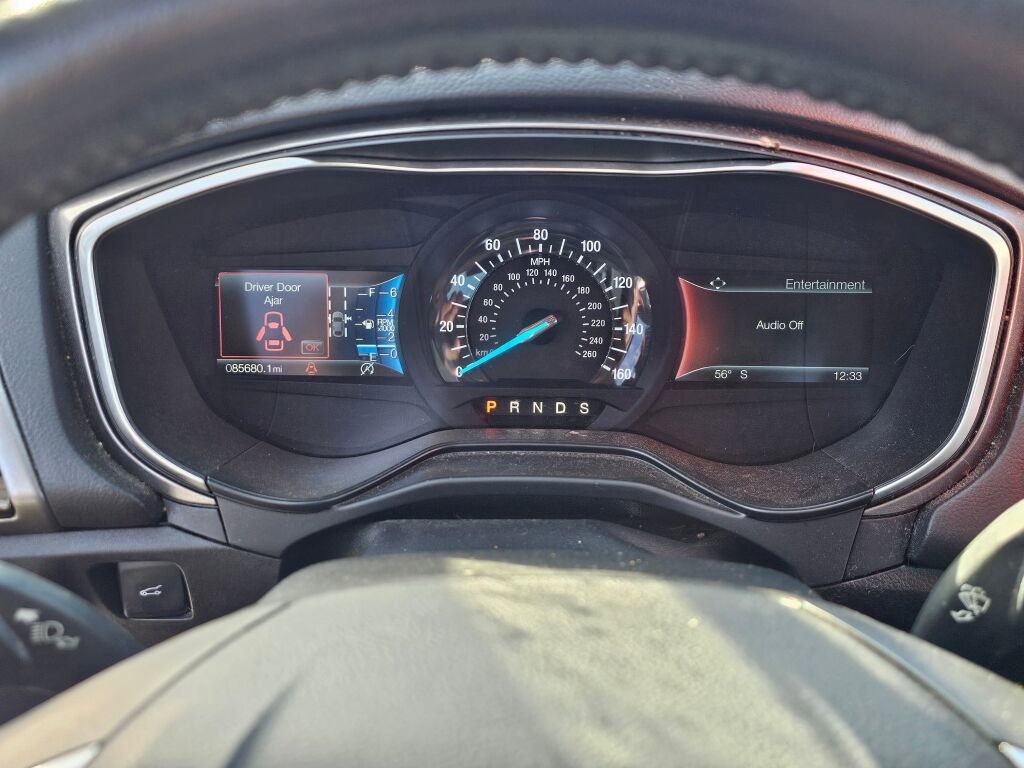 Used 2019 Ford Fusion SEL image 28