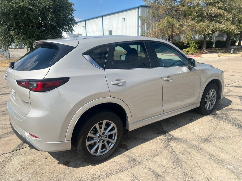 Used 2024 MAZDA CX-5 AWD 2.5 S w/ Select Package image 16