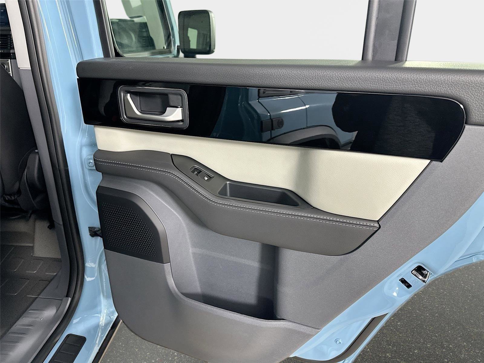 New 2025 INEOS Grenadier Fieldmaster Edition image 44