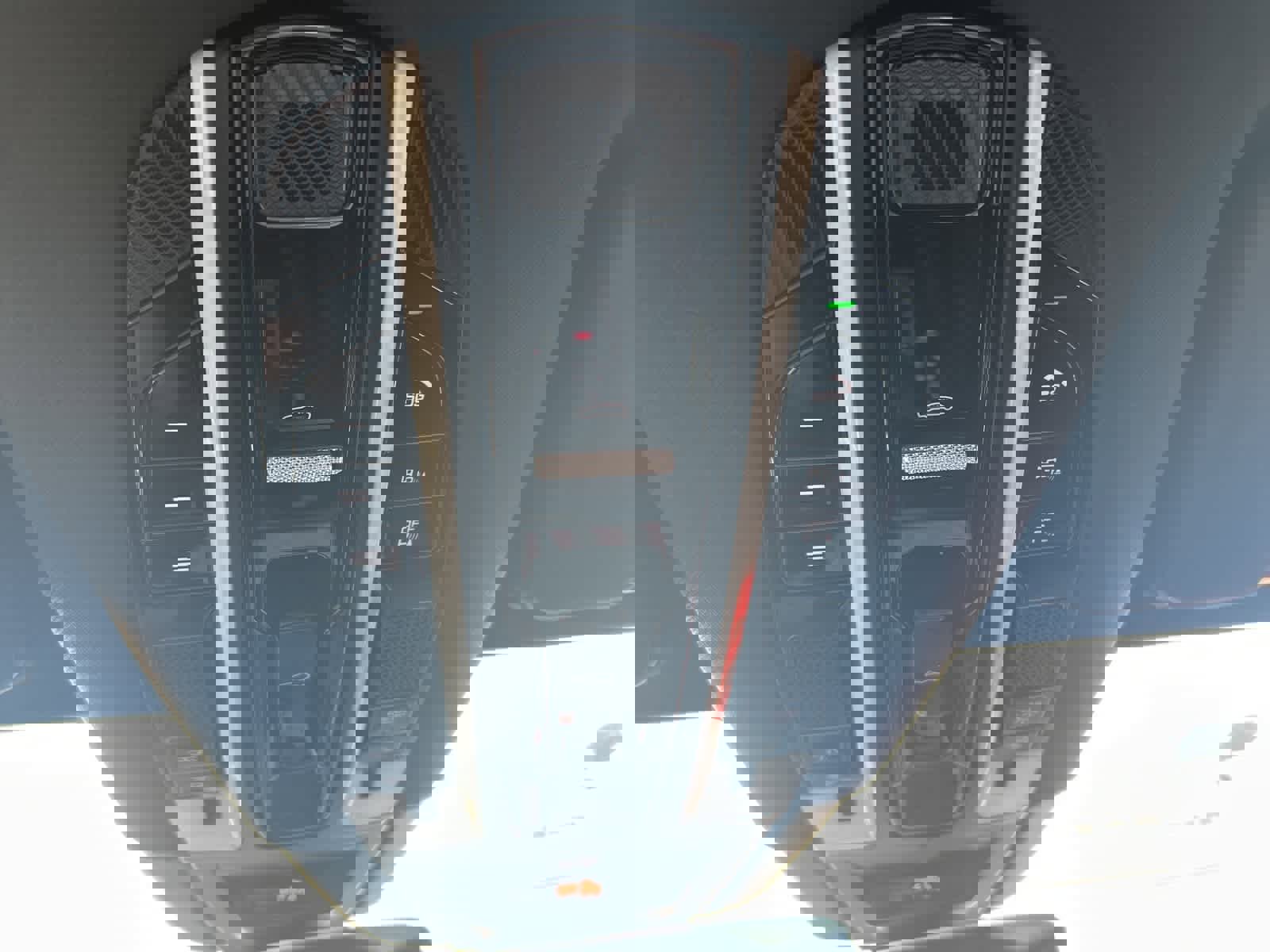 Used 2023 Porsche Cayenne Platinum Edition image 47