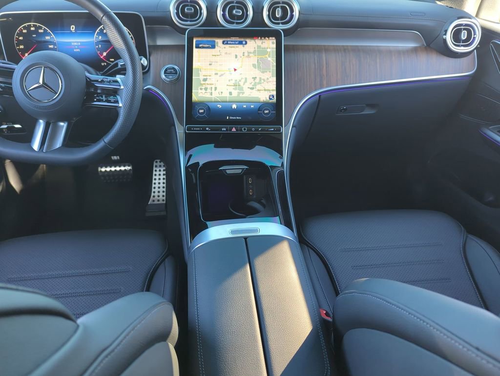 Used 2025 Mercedes-Benz GLC 300 4MATIC image 21