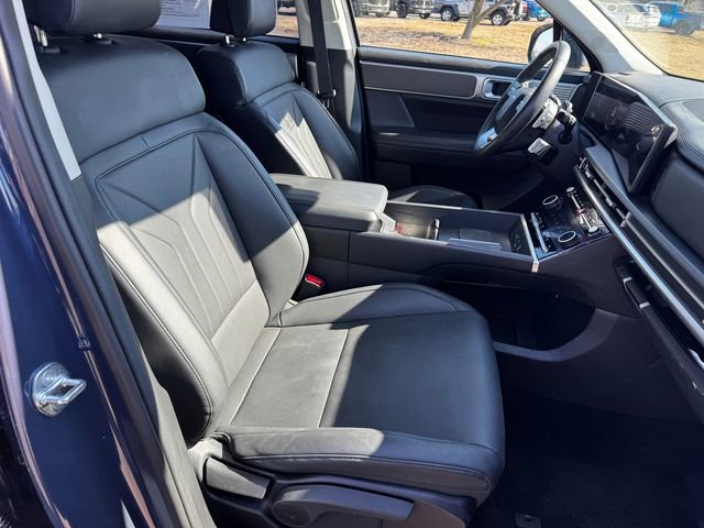 Used 2025 Hyundai Santa Fe SEL image 14