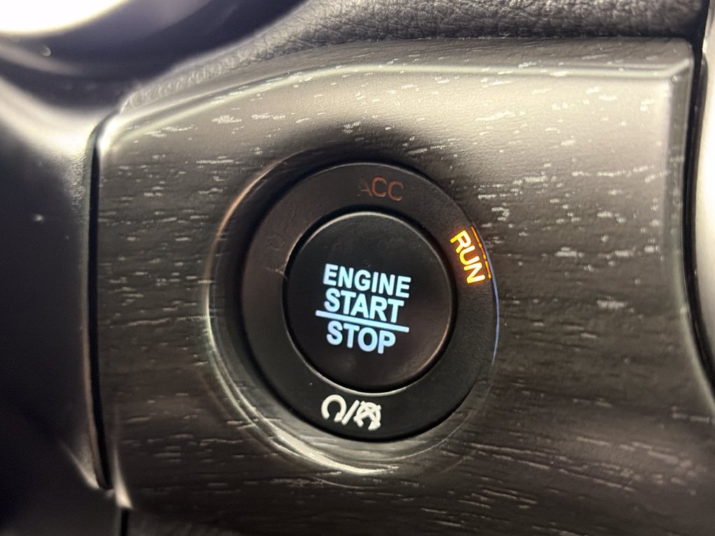 Used 2018 Jeep Grand Cherokee Altitude AWD/4WD image 23