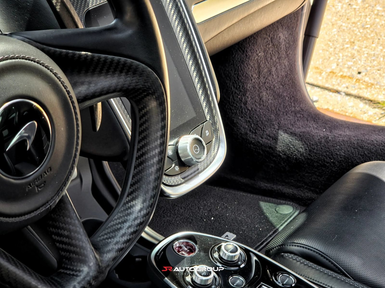 Used 2020 McLaren GT RWD image 53