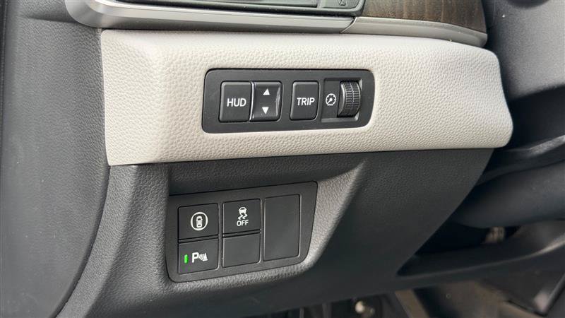 Used 2018 Honda Accord Touring image 23