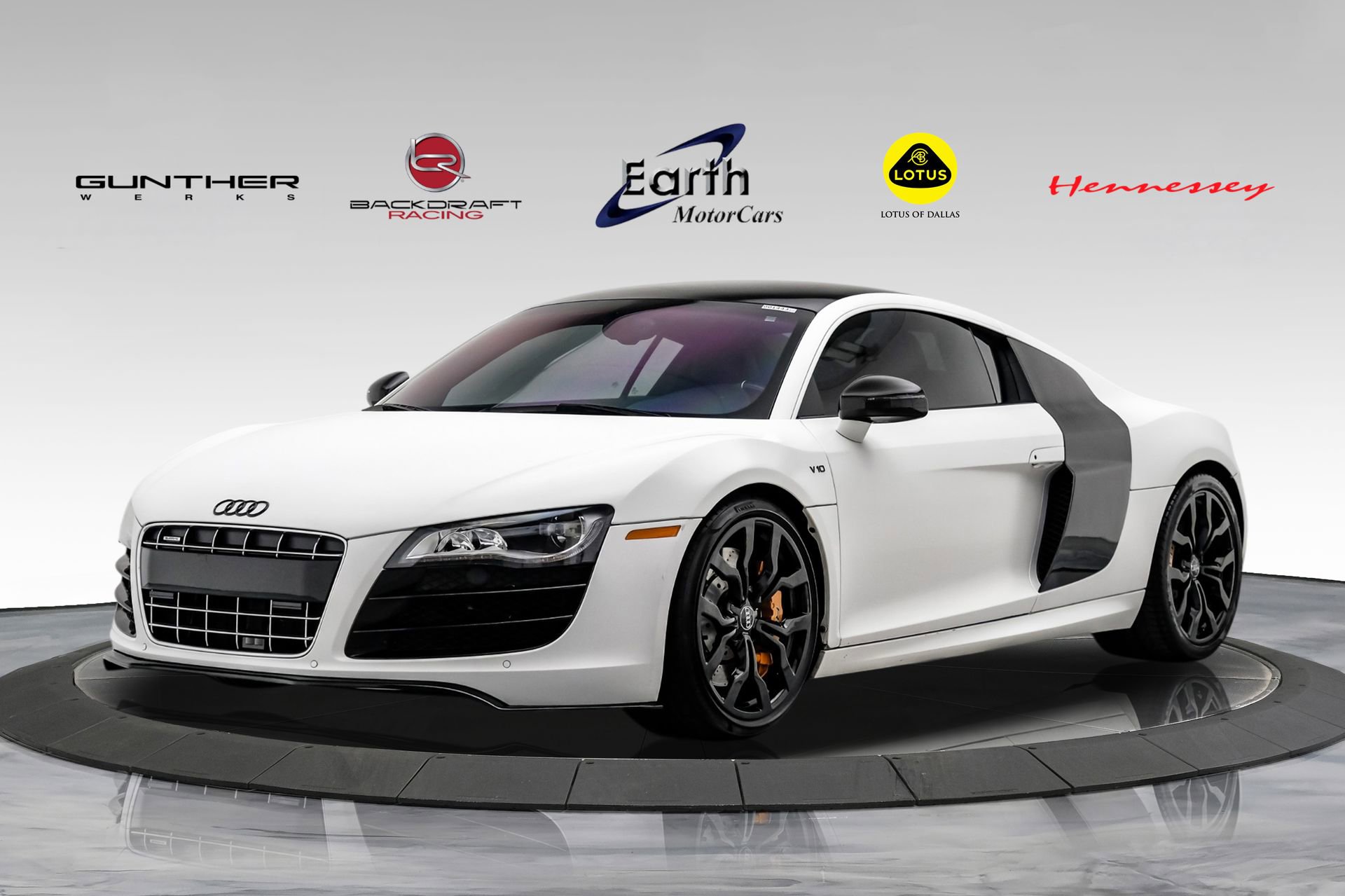 Used 2010 Audi R8 V10 image 1