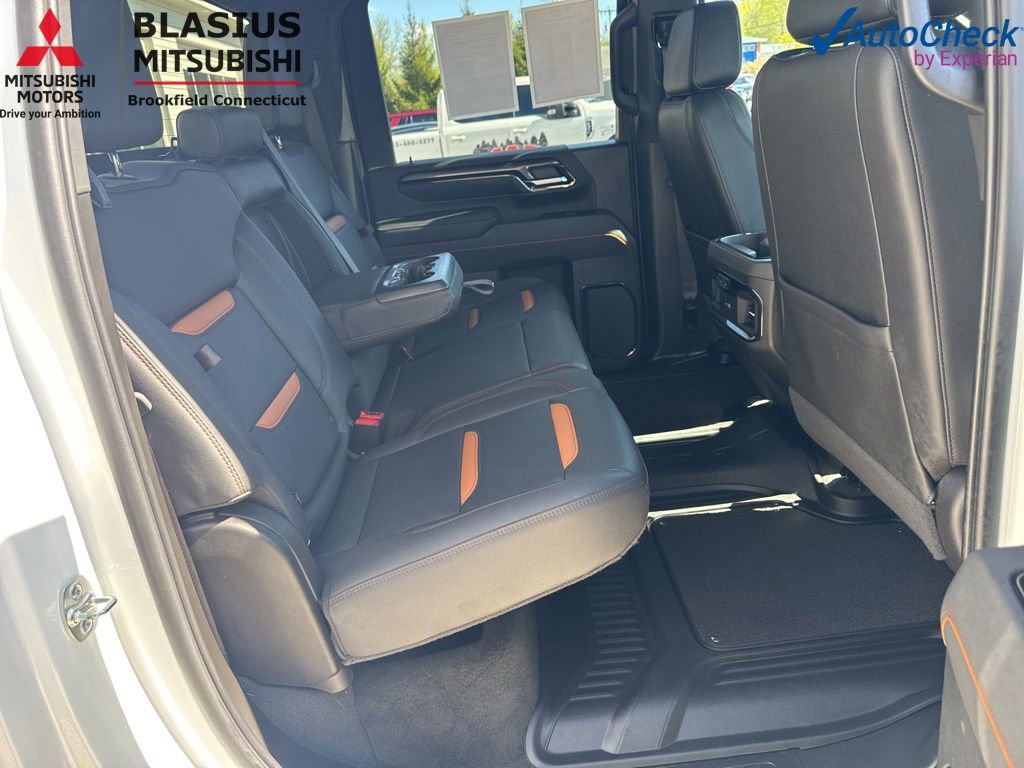 Used 2025 GMC Sierra 2500 AT4 AWD/4WD image 57