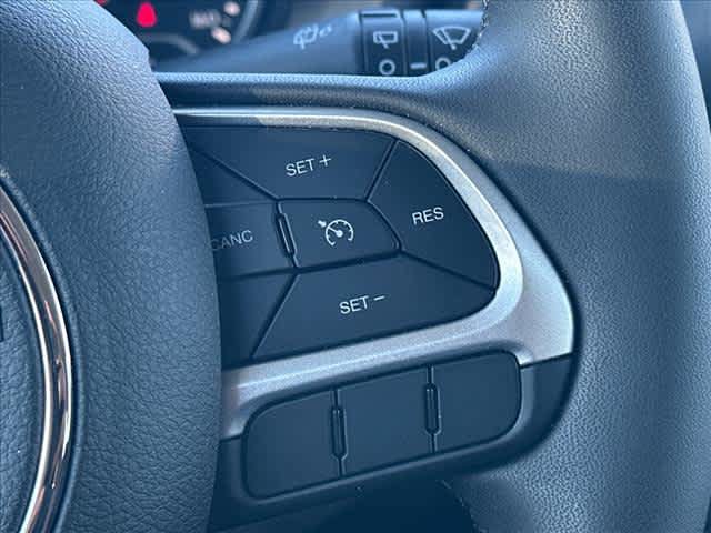 Used 2023 Jeep Renegade Altitude AWD/4WD image 18