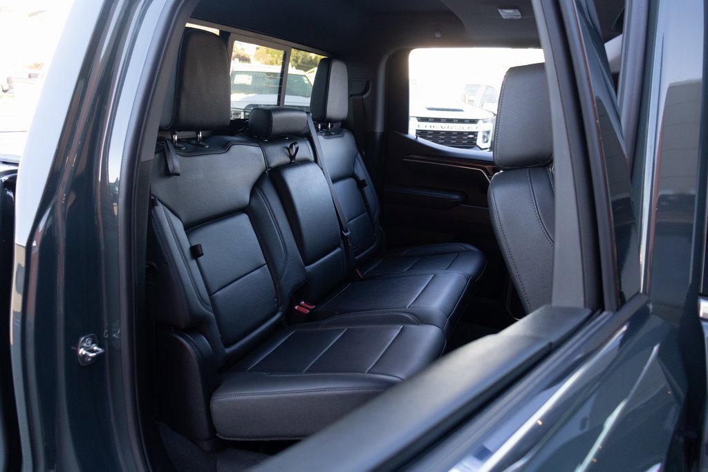 Used 2025 Chevrolet Silverado 1500 LTZ w/ LTZ Premium Package image 24