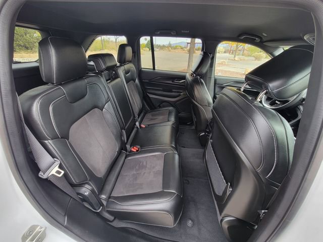 Used 2024 Jeep Grand Cherokee Altitude image 15
